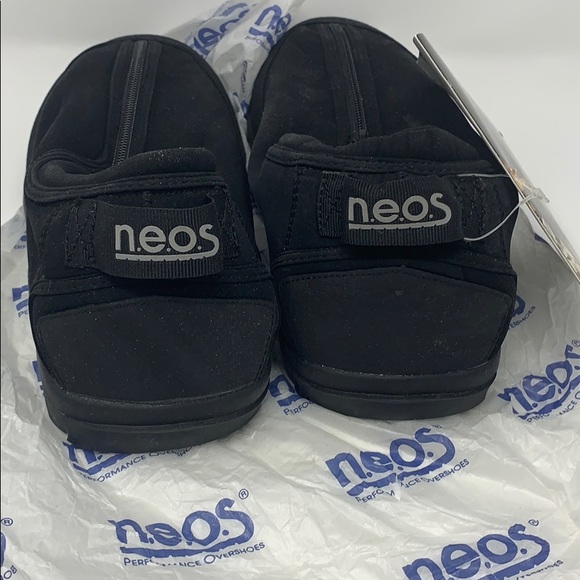 N.E.O.S performance overshoe. Small, black, new - Picture 3 of 13